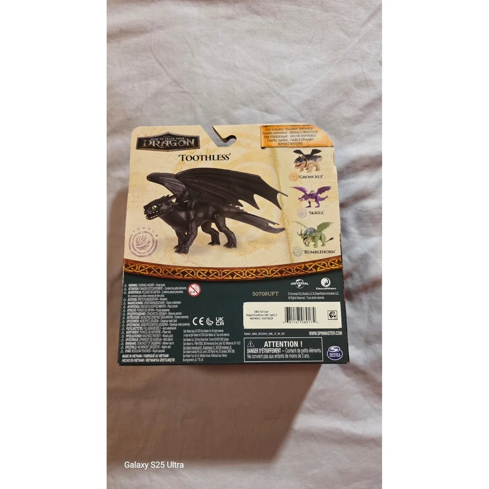 Spin Master How to Train Your Dragon Toothless Action Figure Movable Wings New